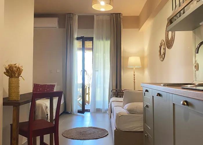 Filippos By The Sea