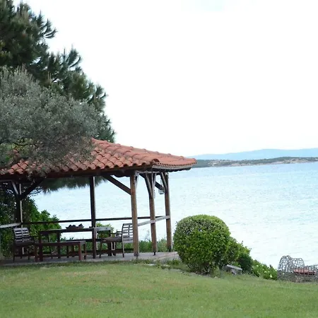 Filippos By The Sea *